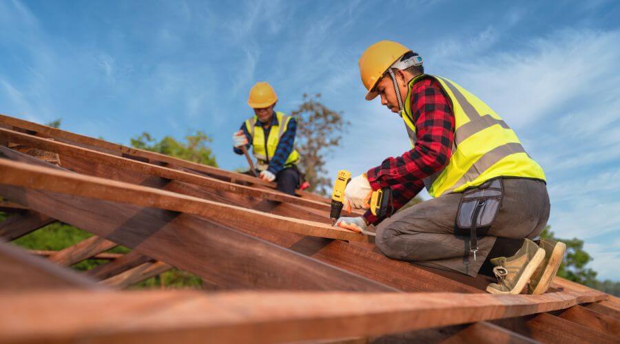 Owens Corning roofing contractor in Homeworth, OH